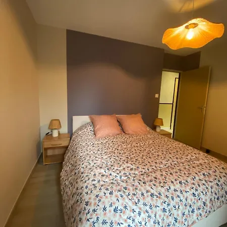 Gite Les Magnils-Reigniers * Les Magnils-Reigniers