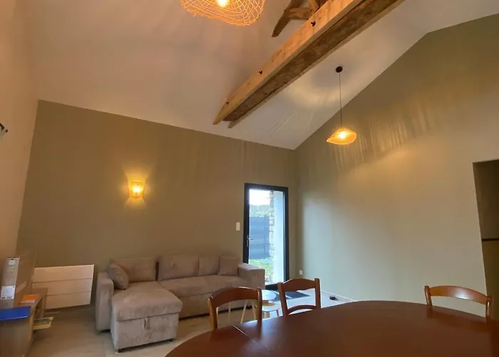 Gite Les Magnils-Reigniers * Les Magnils-Reigniers